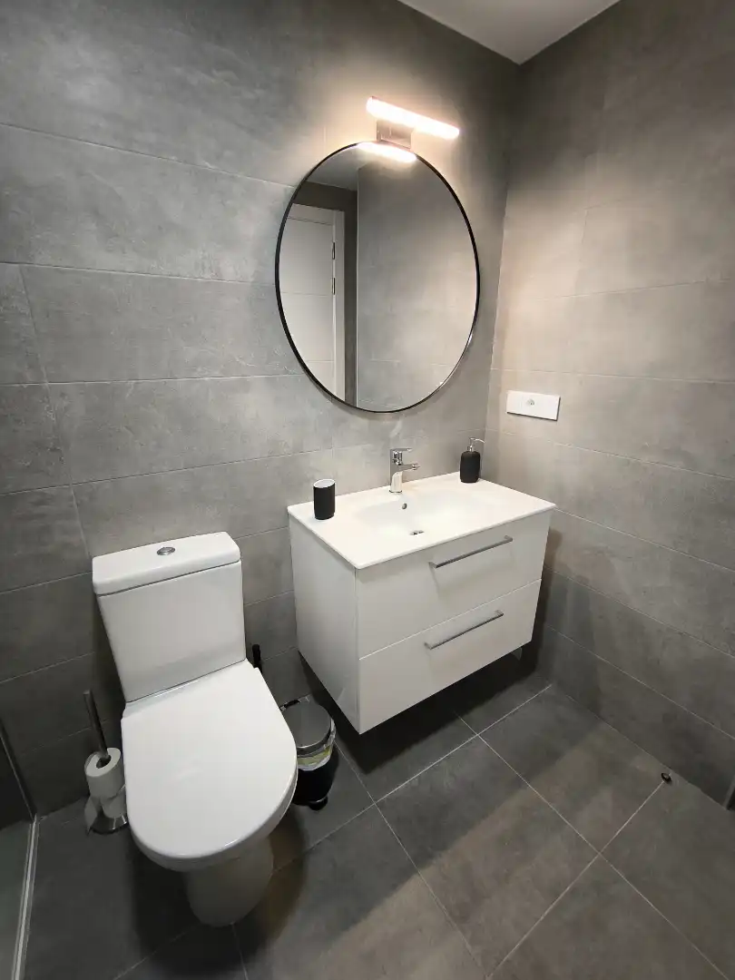 Baño de Piso en venta en Vilagarcía de Arousa con Calefacción, Terraza y Trastero