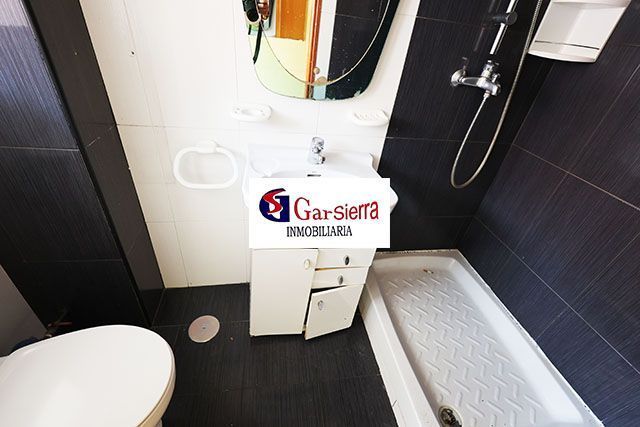 Bathroom of Flat for sale in  Madrid Capital  with Heating and Terrace