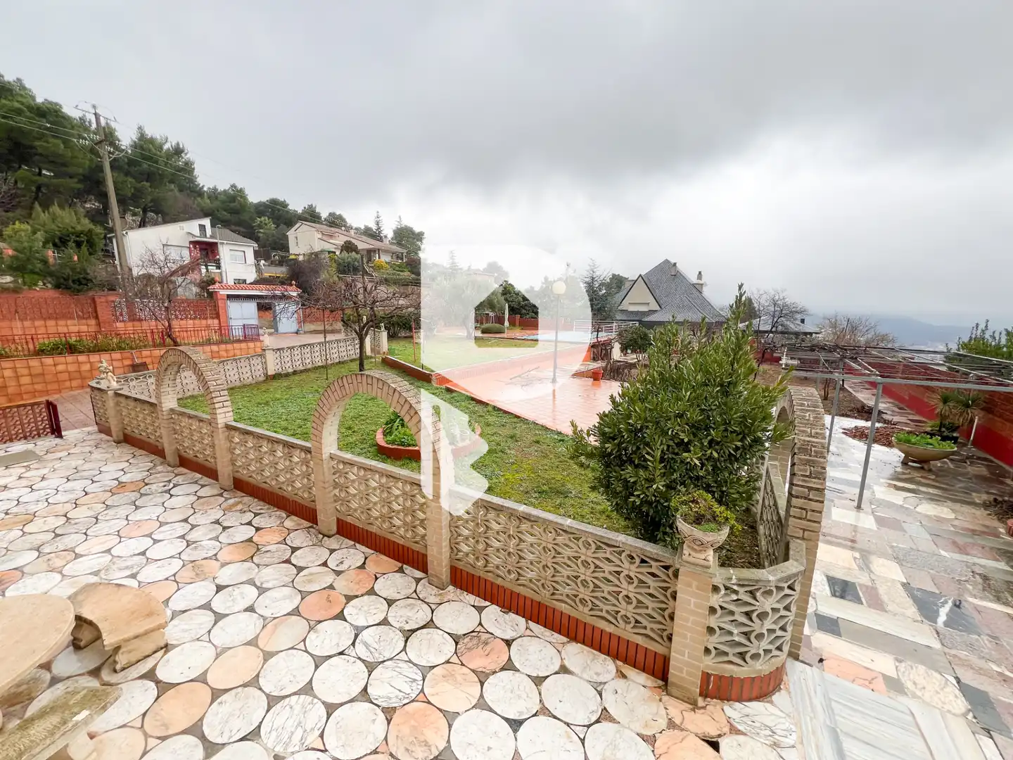 Jardí de Casa o xalet en venda en Vallirana amb Aire condicionat, Calefacció i Jardí privat