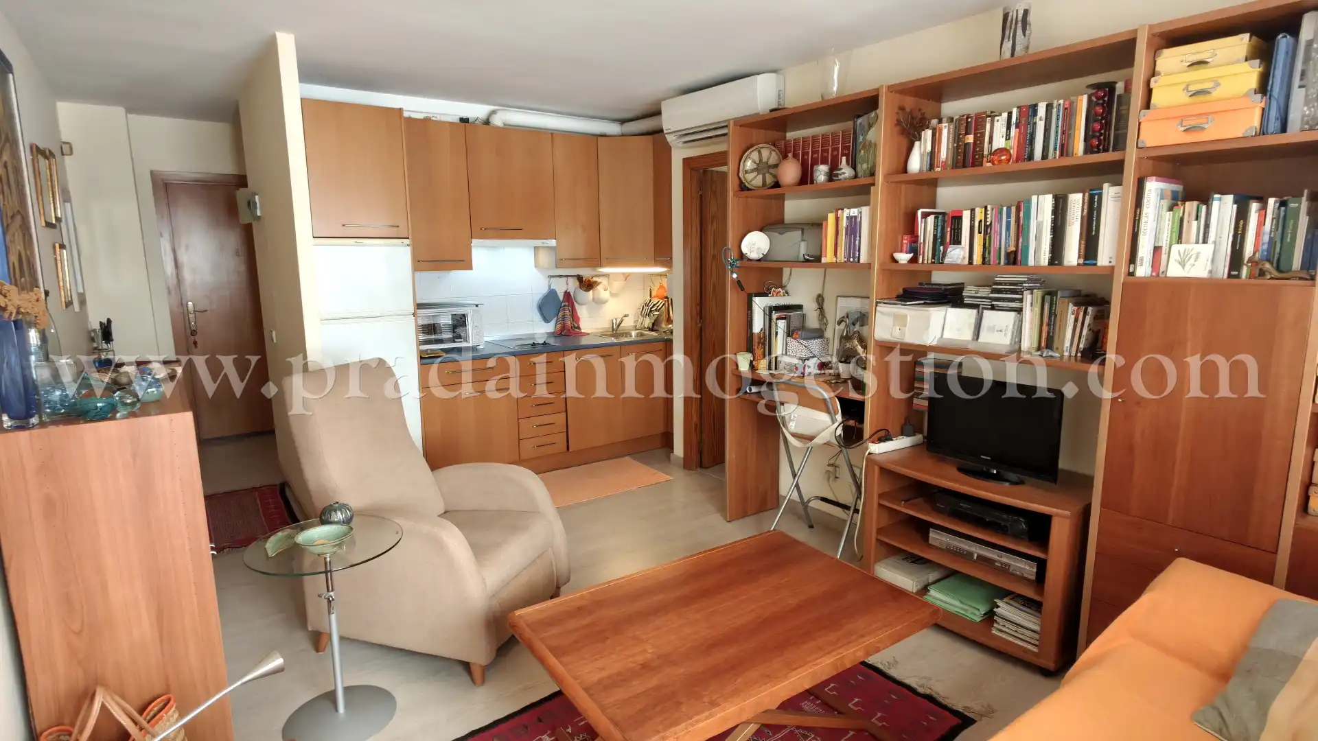 Sala d'estar de Apartament en venda en  Palma de Mallorca amb Aire condicionat, Calefacció i Parquet