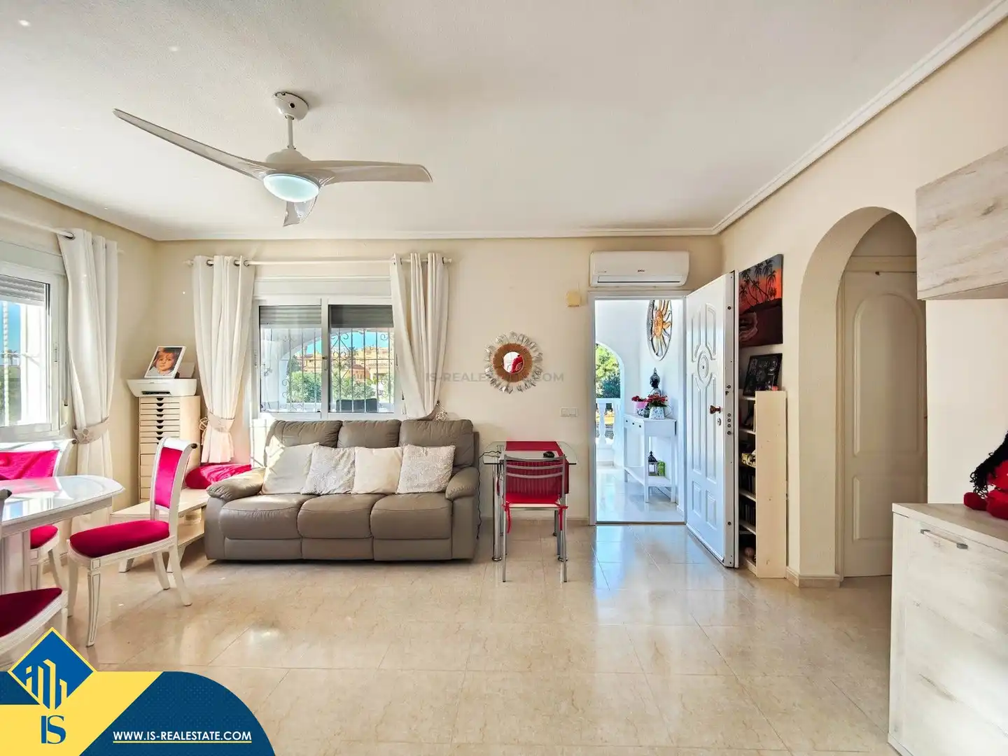 Sala de estar de Casa o chalet en venta en Rojales con Jardín privado, Terraza y Amueblado