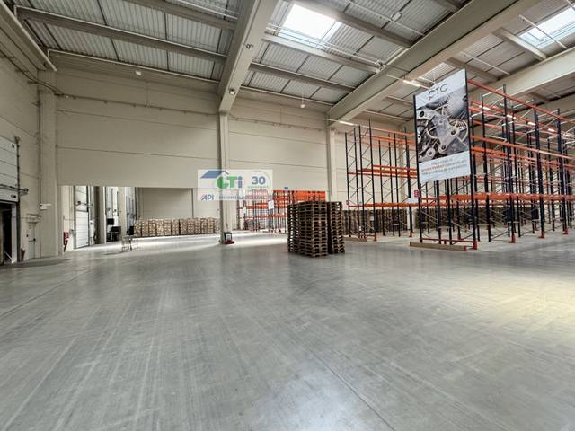 Nave industrial en Alquiler en PLAZA, PARCELA ALI 6.3 en Garrapinillos