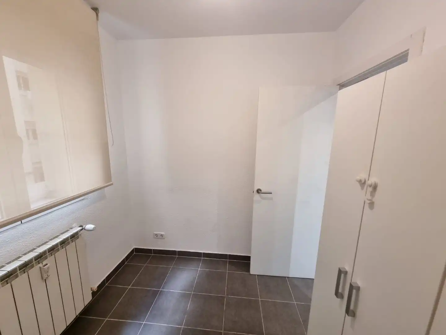 Bedroom of Flat for rent in  Madrid Capital  with Air Conditioner