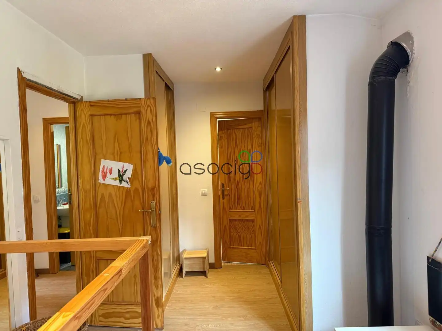 Casa adosada en venta en Chiloeches con Calefacción y Jardín privado