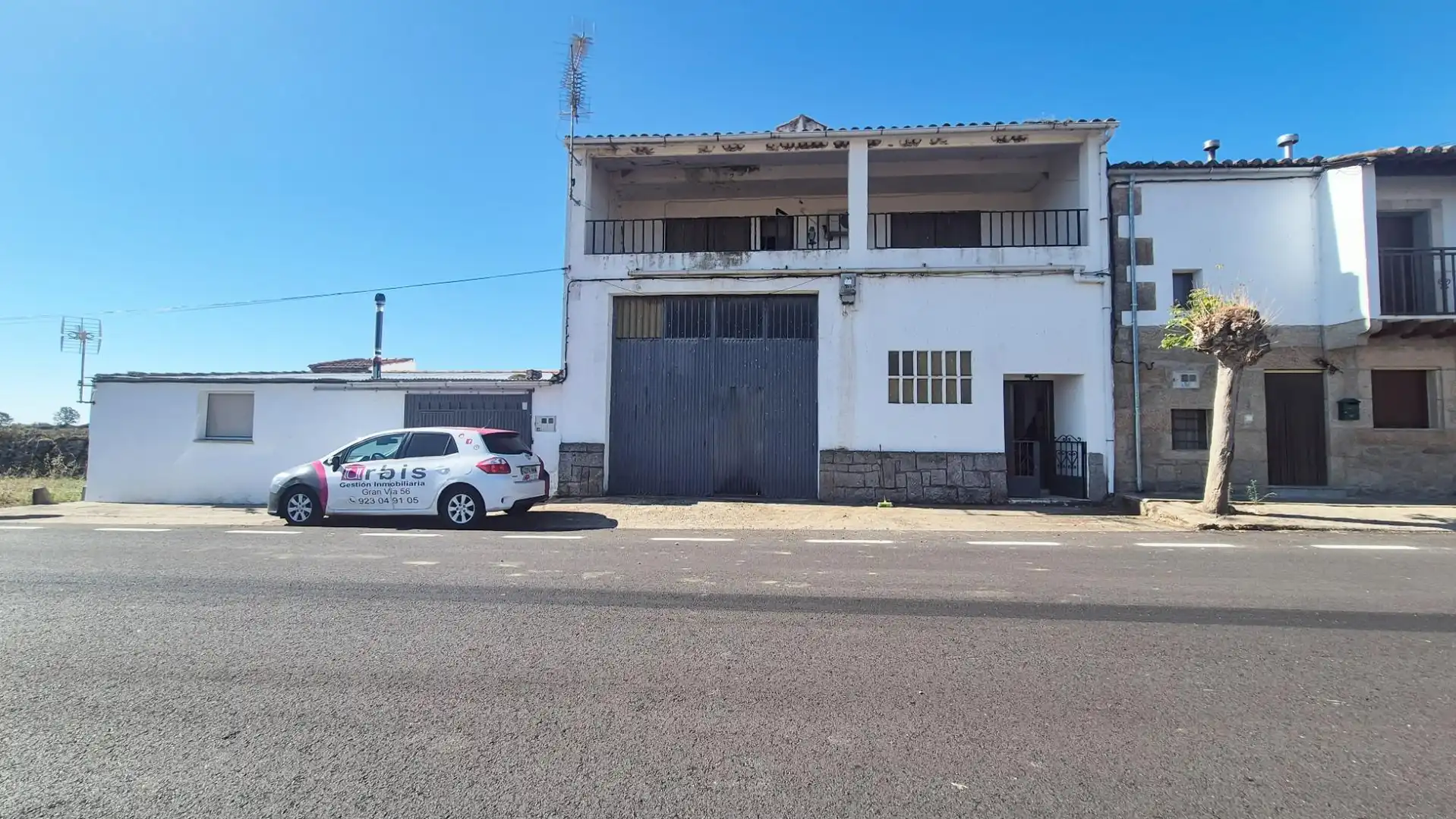 Vista exterior de Casa o chalet en venta en Barruecopardo con Calefacción