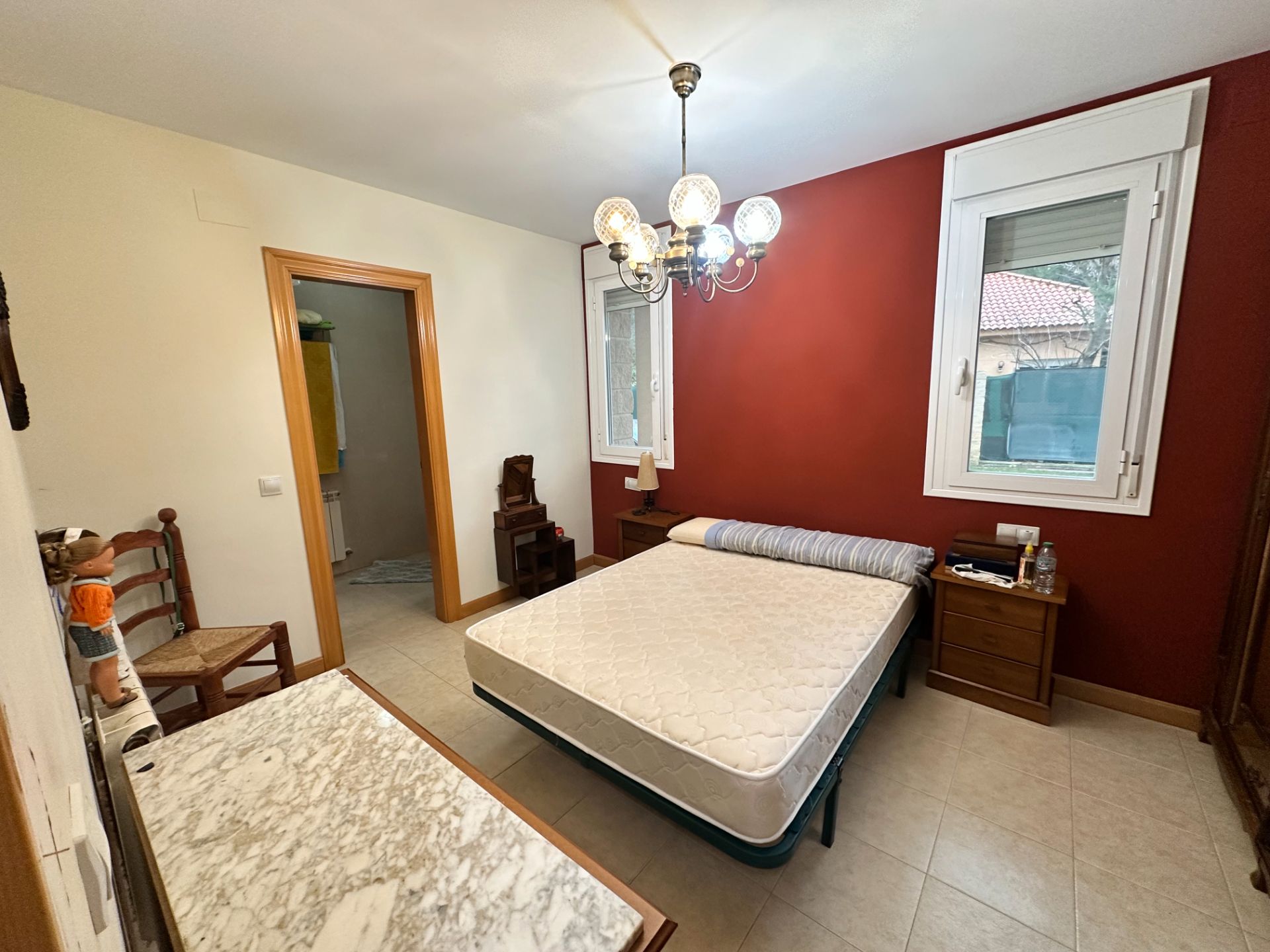 Dormitori de Casa o xalet en venda en Tordesillas amb Calefacció, Jardí privat i Moblat