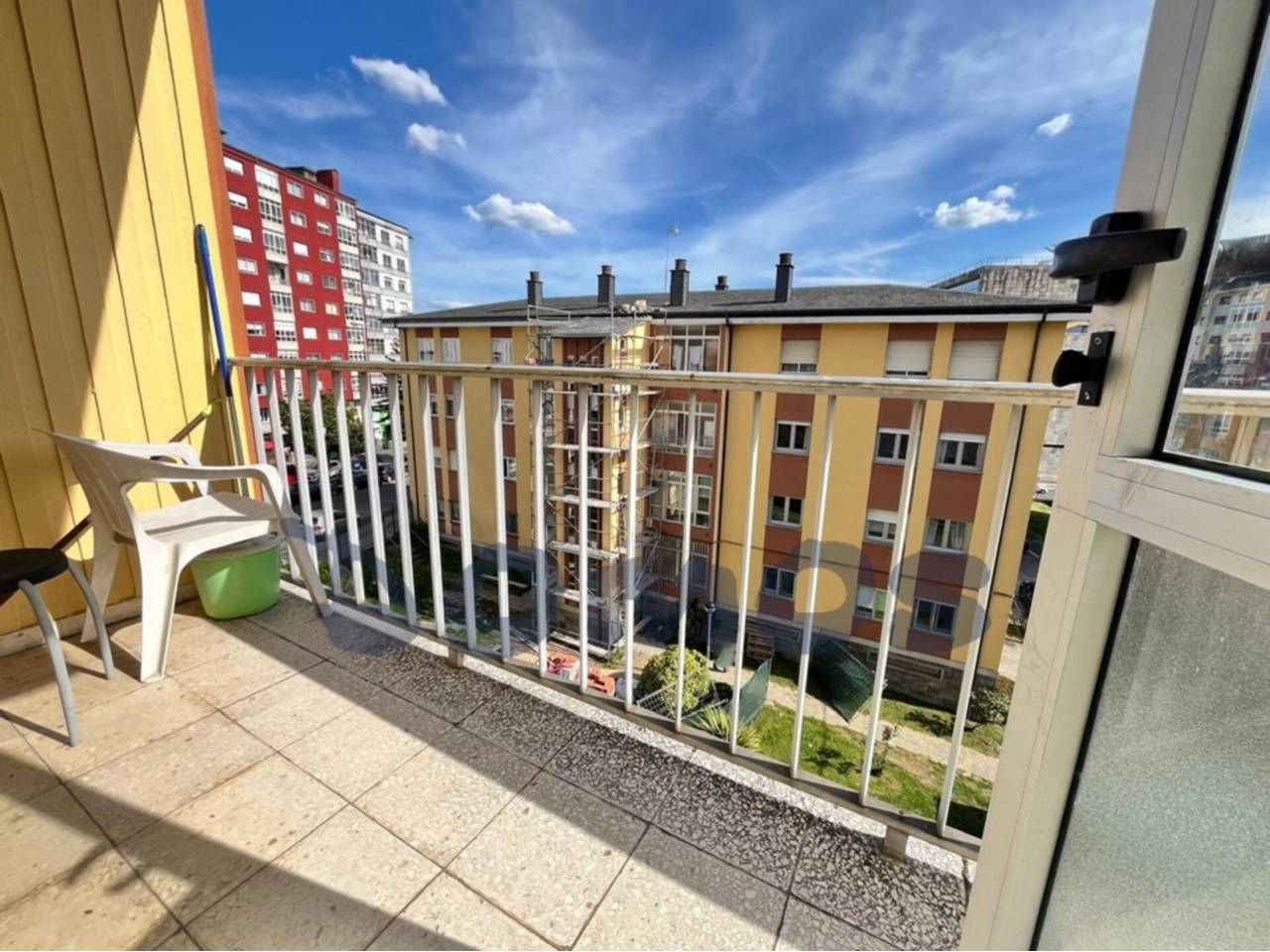 Vista exterior de Pis en venda en Lugo Capital amb Calefacció, Parquet i Traster