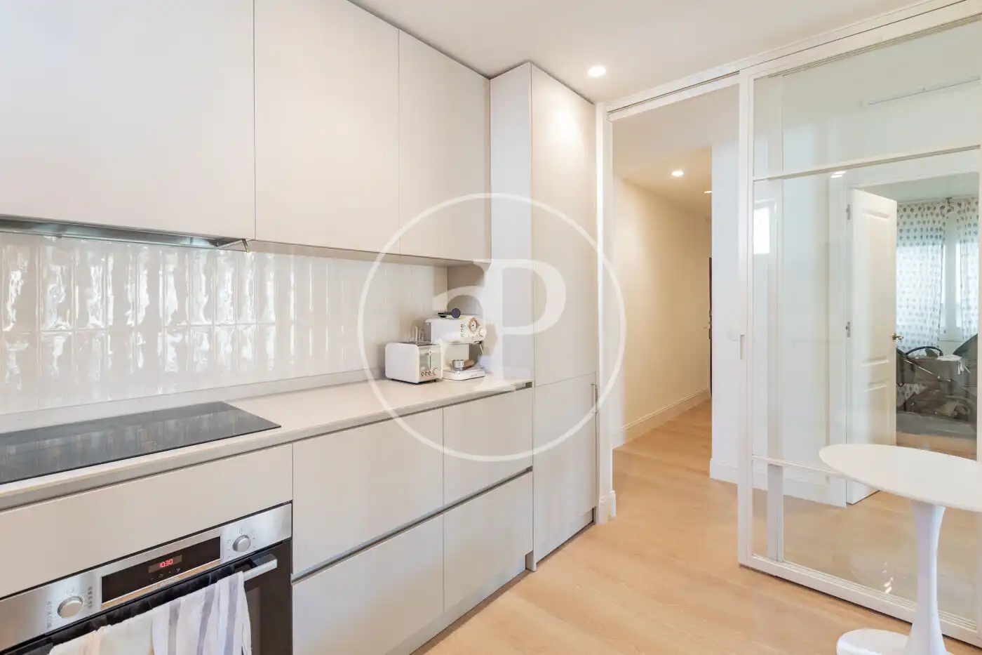 Kitchen of Flat for sale in Madrid  with Air Conditioner, Heating and Storage room