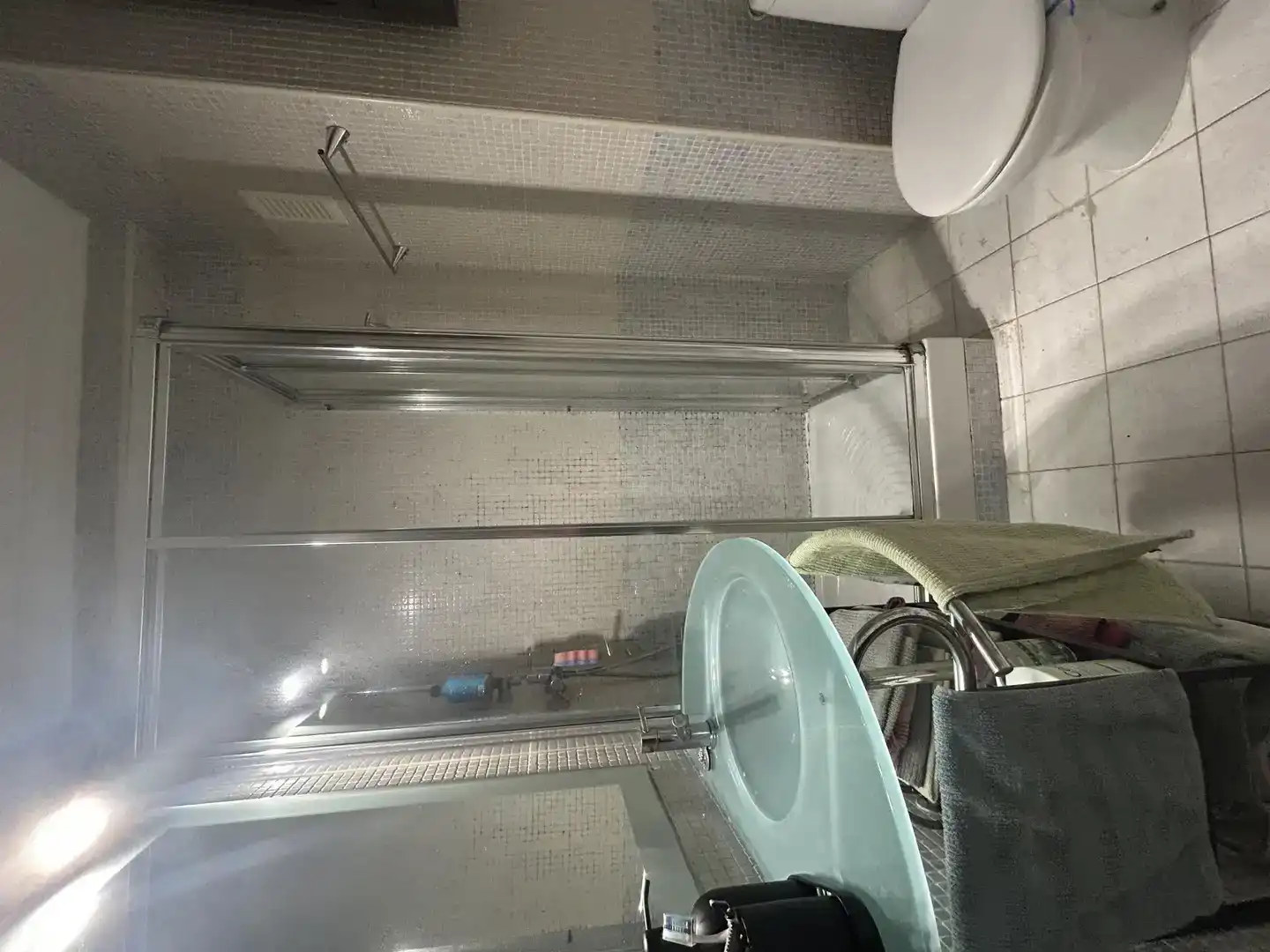 Badezimmer von Wohnung zur Miete in  Sevilla Capital mit Klimaanlage