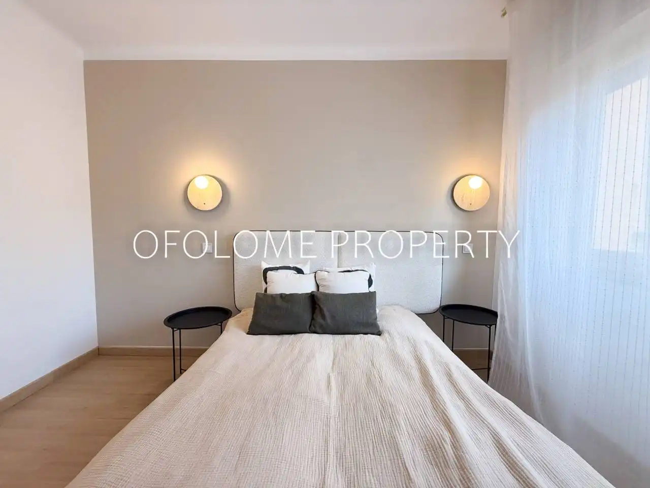 Bedroom of Flat for sale in Barcelona  with Air Conditioner, Heating and Parquet flooring