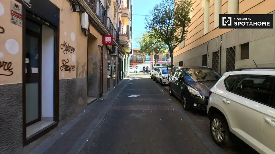 Exterior view of Flat for rent in Madrid  with Air Conditioner, Heating and Furnished