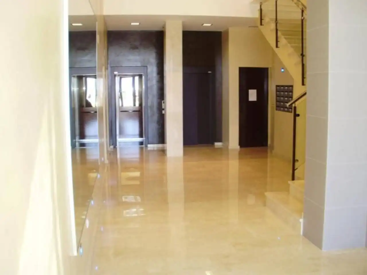 Piso en venta en Avenida Ronda, Las Trescientas - San Francisco - Ciudad Vergel