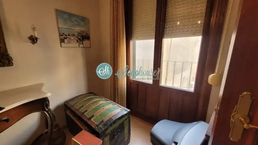 Piso en venta en Segovia con Calefacción y Balcón