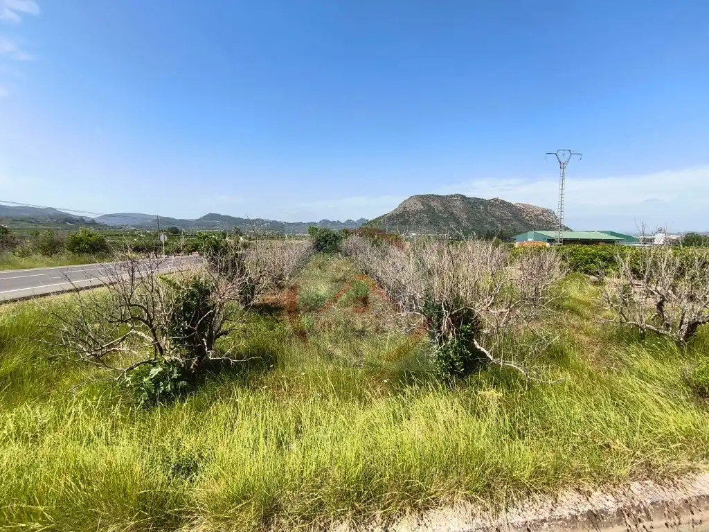 Residencial en venta en Llocnou d'En Fenollet