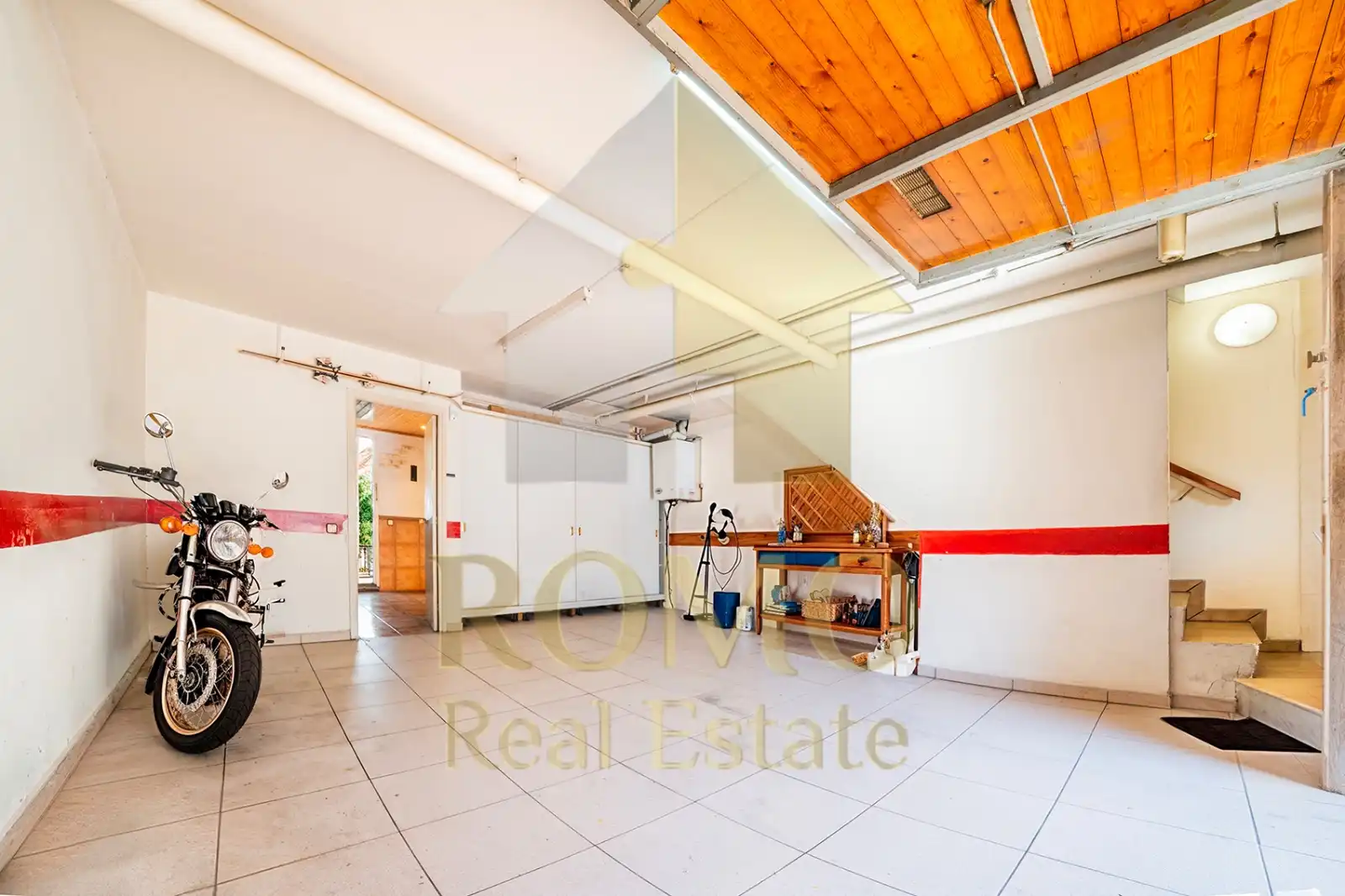 Casa adosada en venta en Santa Perpètua de Mogoda con Calefacción y Trastero