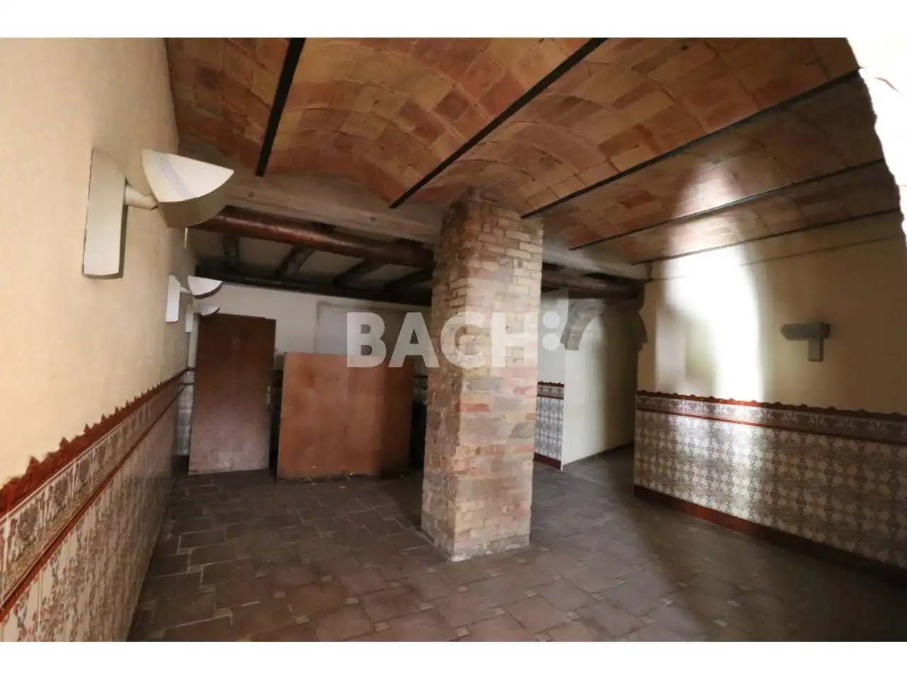 Local comercial de lloguer a Calle Sant Miquel Arcàngel, imagen 11