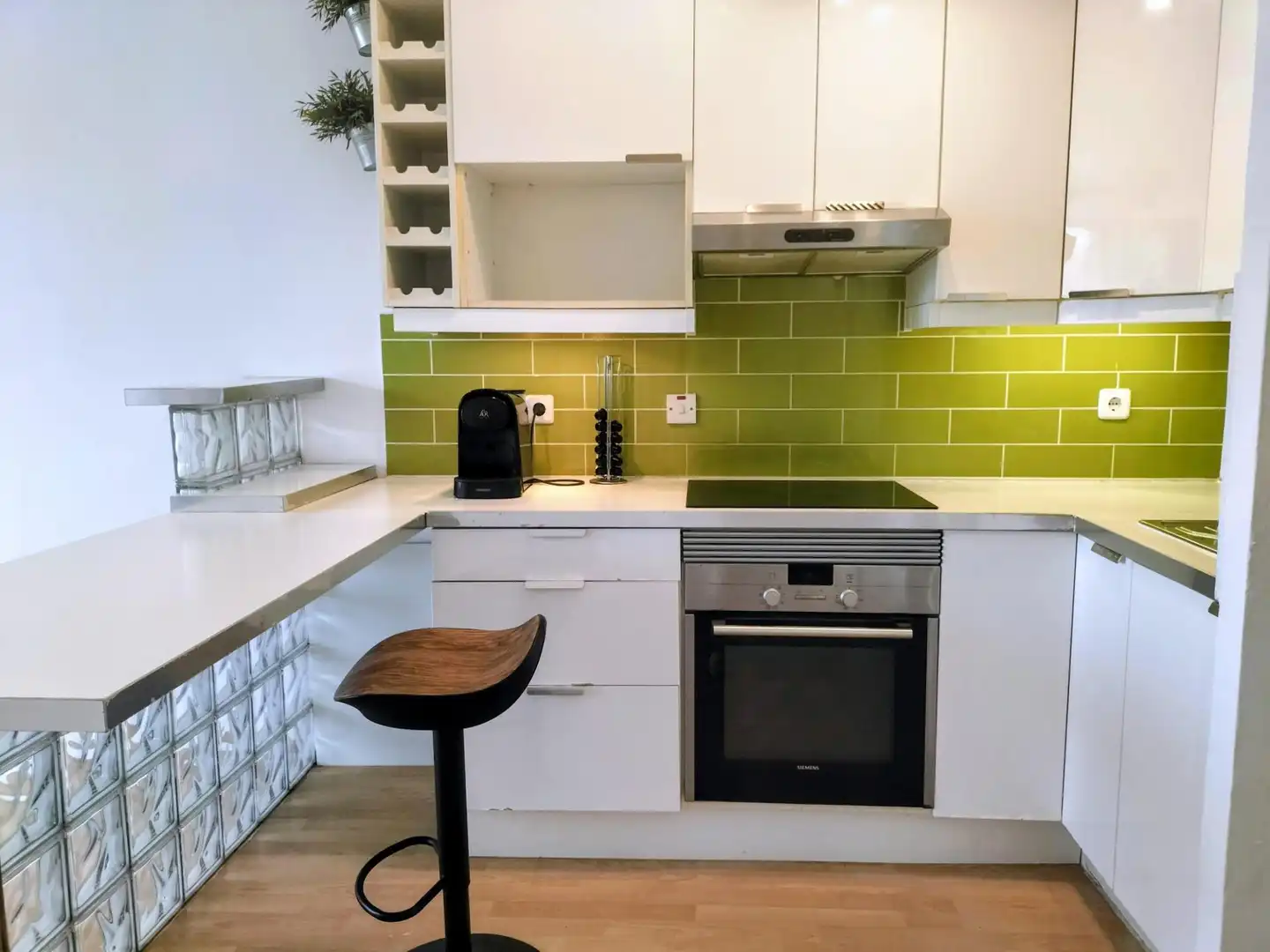 Küche von Wohnung zum Verkauf in Sitges mit Privatgarten und Gemeinschaftspool