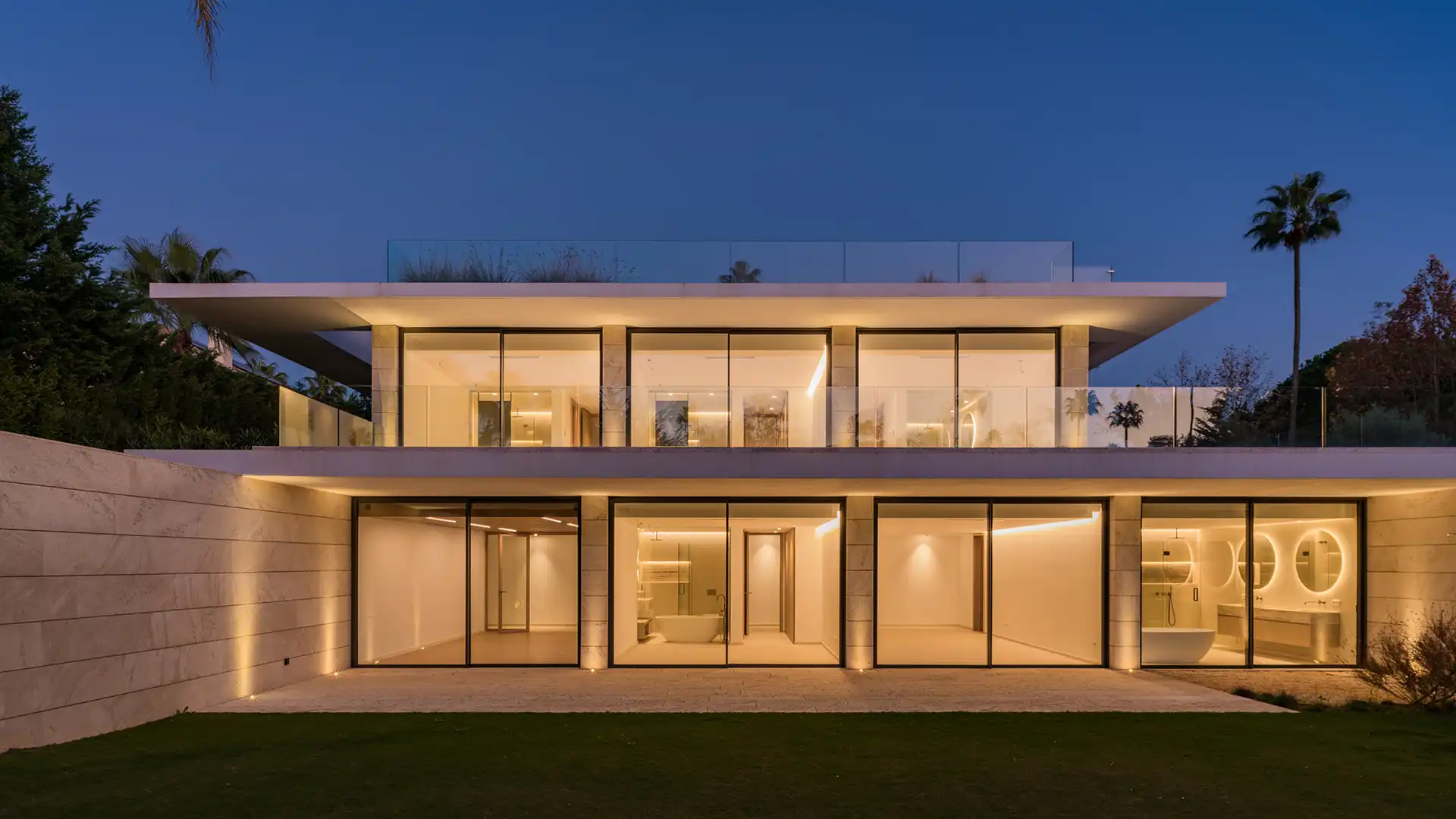 Vista exterior de Casa o chalet en venta en Sotogrande con Aire acondicionado, Calefacción y Jardín privado