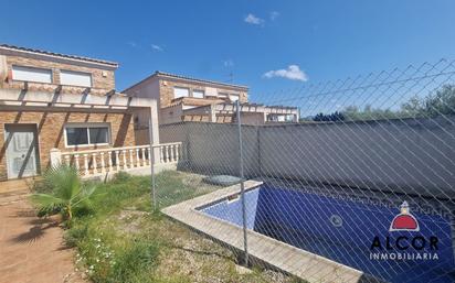 Swimming pool of Single-family semi-detached for sale in Vinaròs  with Terrace and Balcony