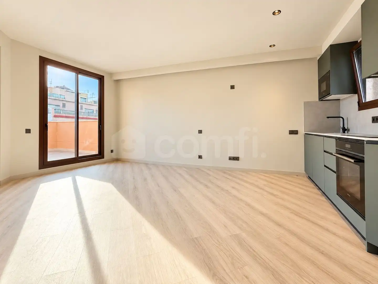 Penthouse mit Terrasse zum Verkauf in Carrer Provença