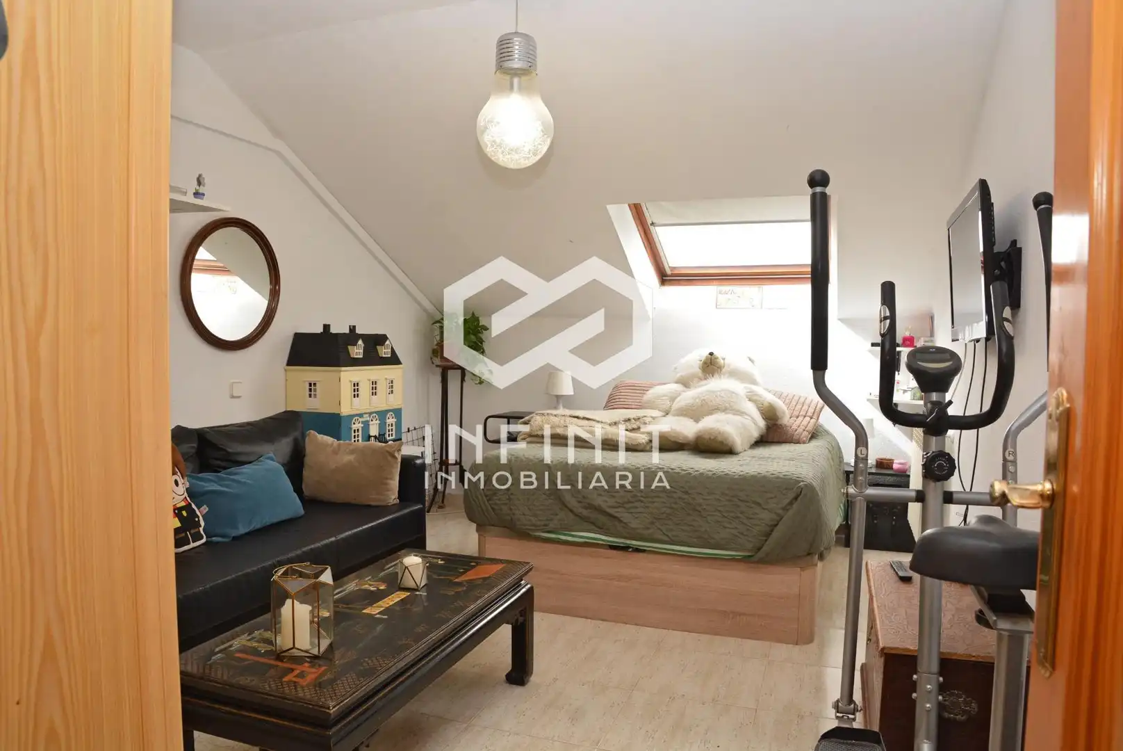 Casa adosada en venta en Villanueva de la Torre
