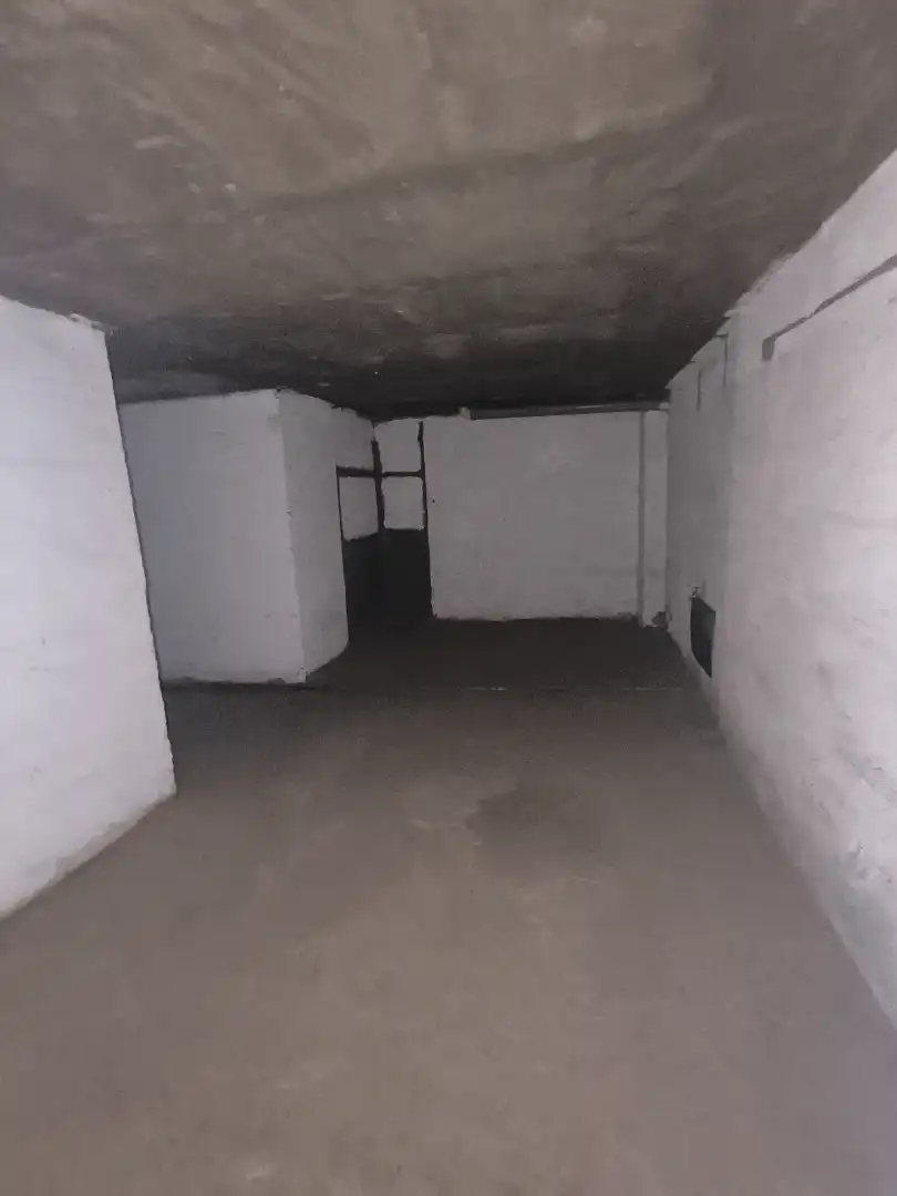Local en venta en Asilo - Rebonza - Urbinaga