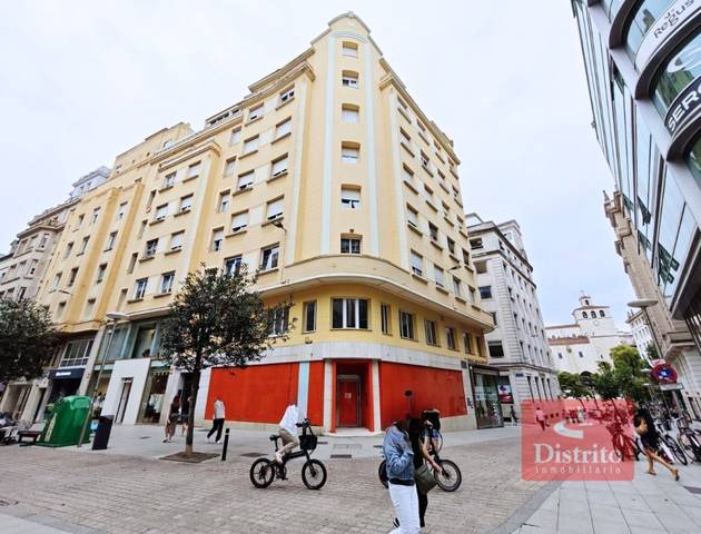Oficina en Alquiler en Santander - Juan de Herrera en Centro - Ayuntamiento