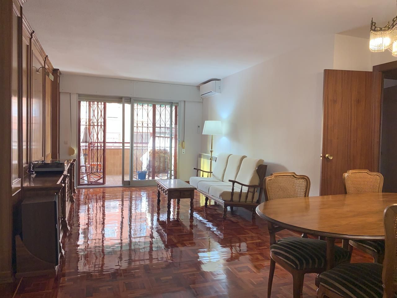 Flat for rent in De Ocaña, Aluche, Latina