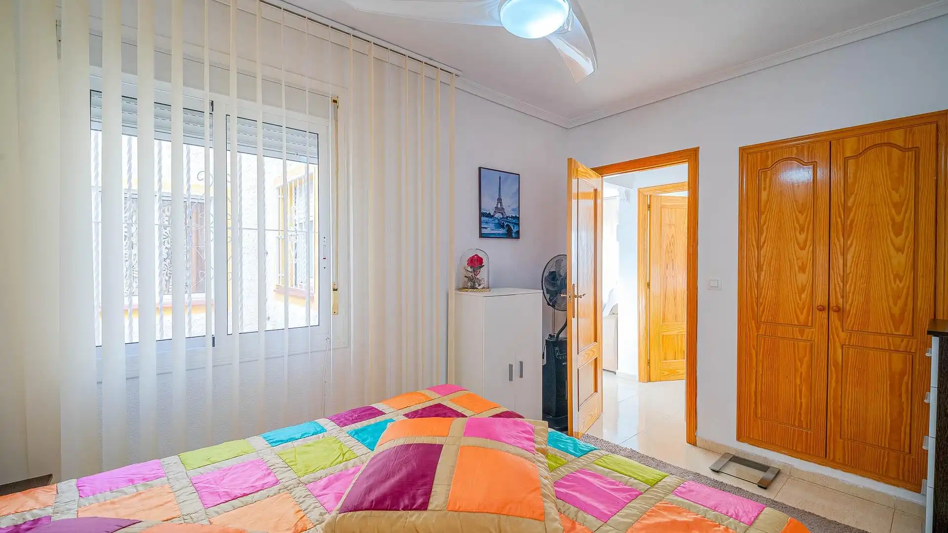 Habitación de Casa o chalet en venta en Santa Pola con Jardín privado, Terraza y Piscina comunitaria