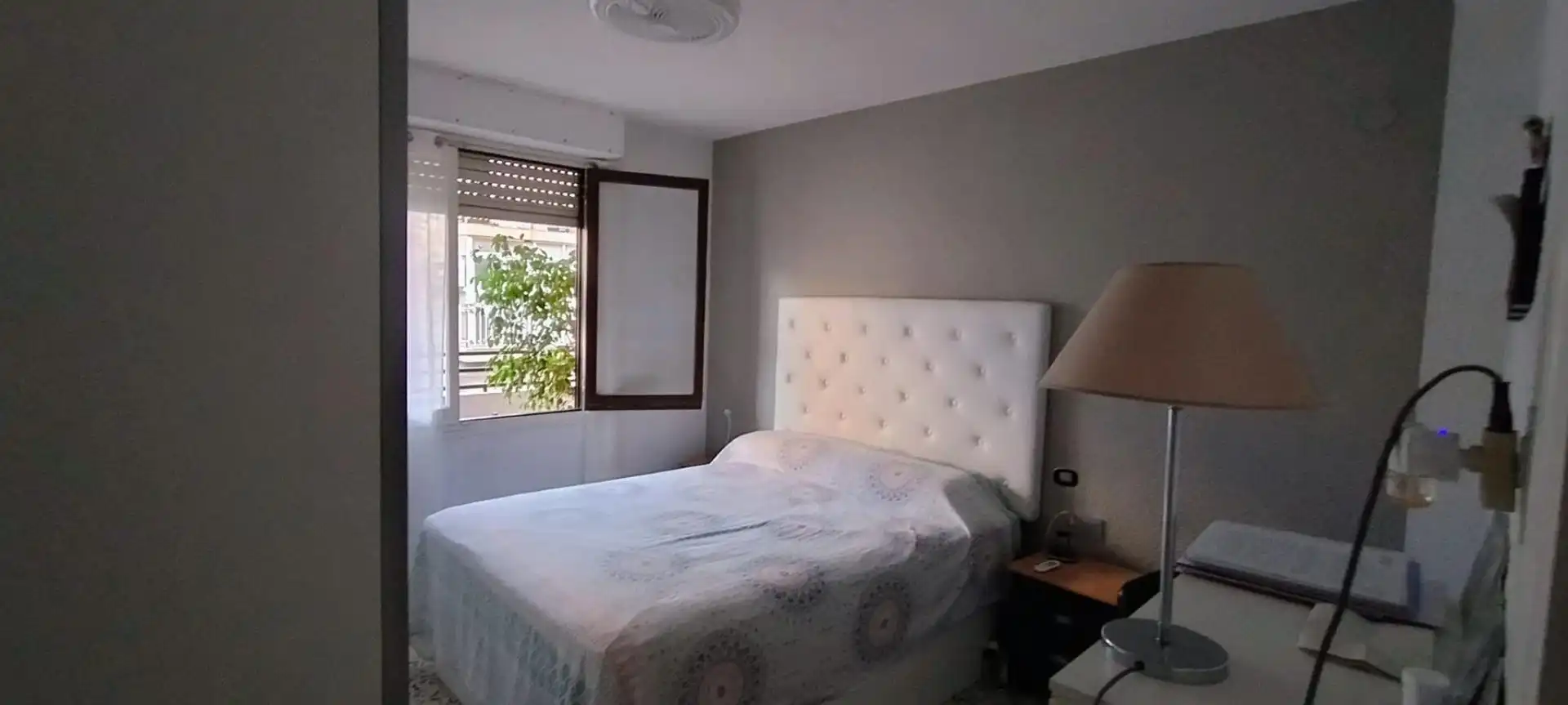 Habitación de Piso en venta en Alicante / Alacant con Terraza y Balcón