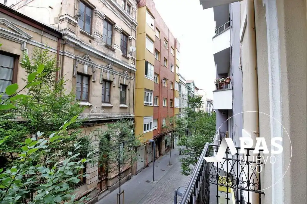 Außenansicht von Wohnung zum Verkauf in Santander