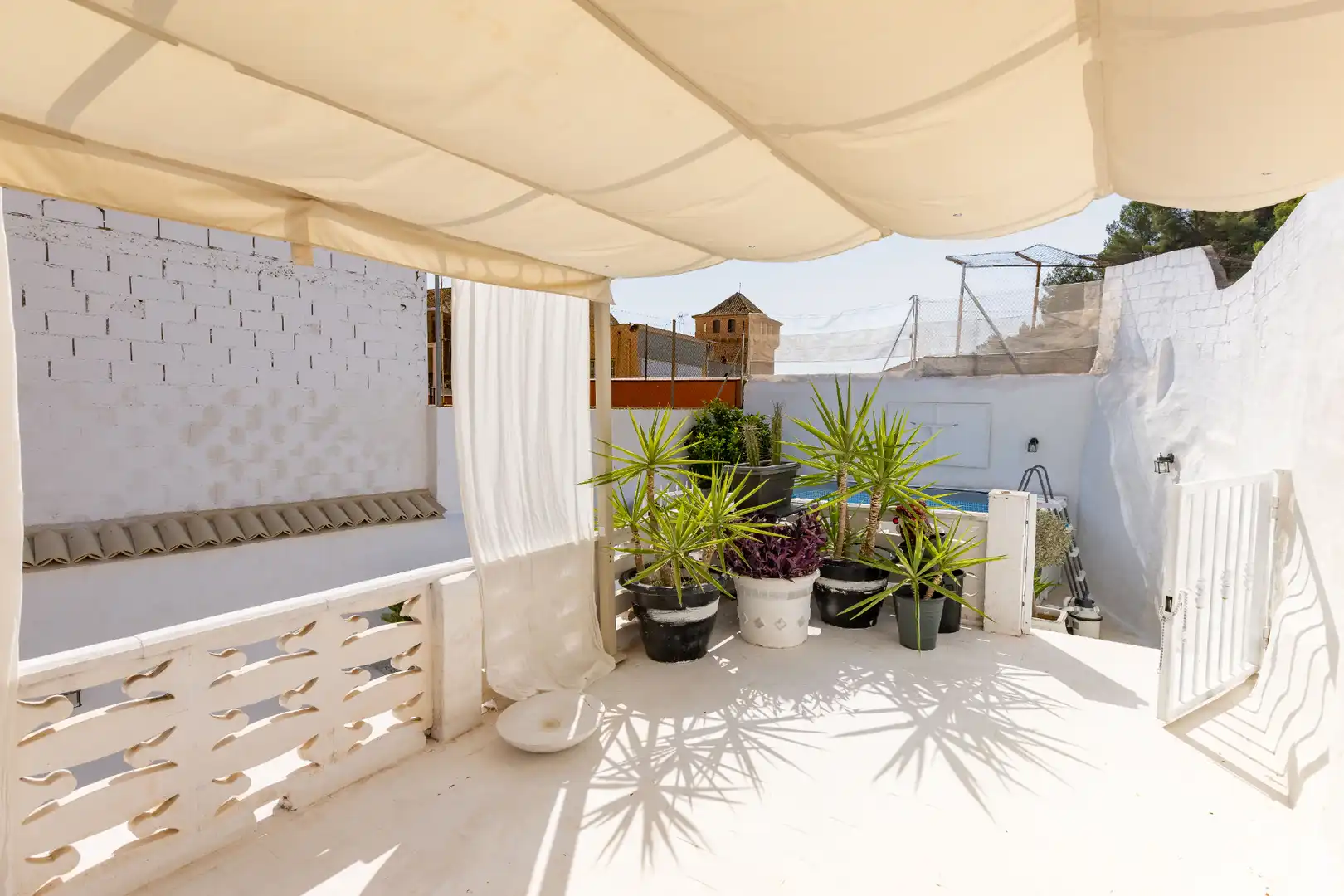Terrassa de Casa o xalet en venda en Gilet amb Terrassa, Piscina i Moblat