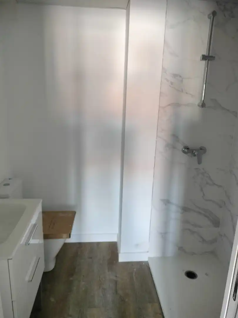 Badezimmer von Wohnung zur Miete in Galapagar mit Haustiere erlaubt
