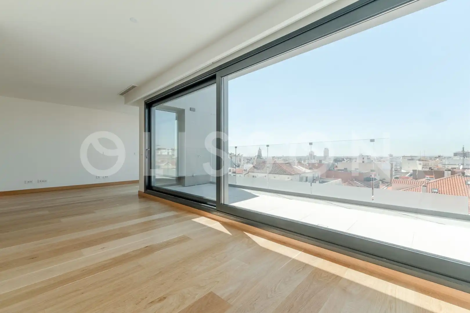 Sala de estar de Piso de alquiler en Madrid con Aire acondicionado, Calefacción y Terraza