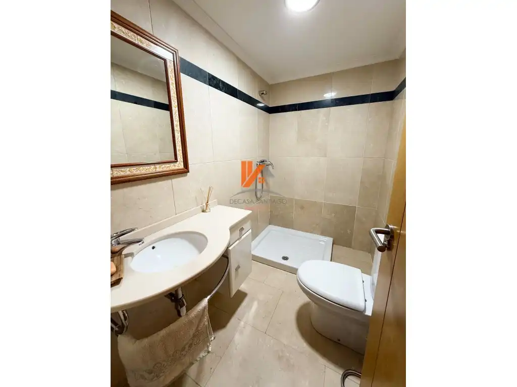 Baño de Piso en venta en Santiago de Compostela 