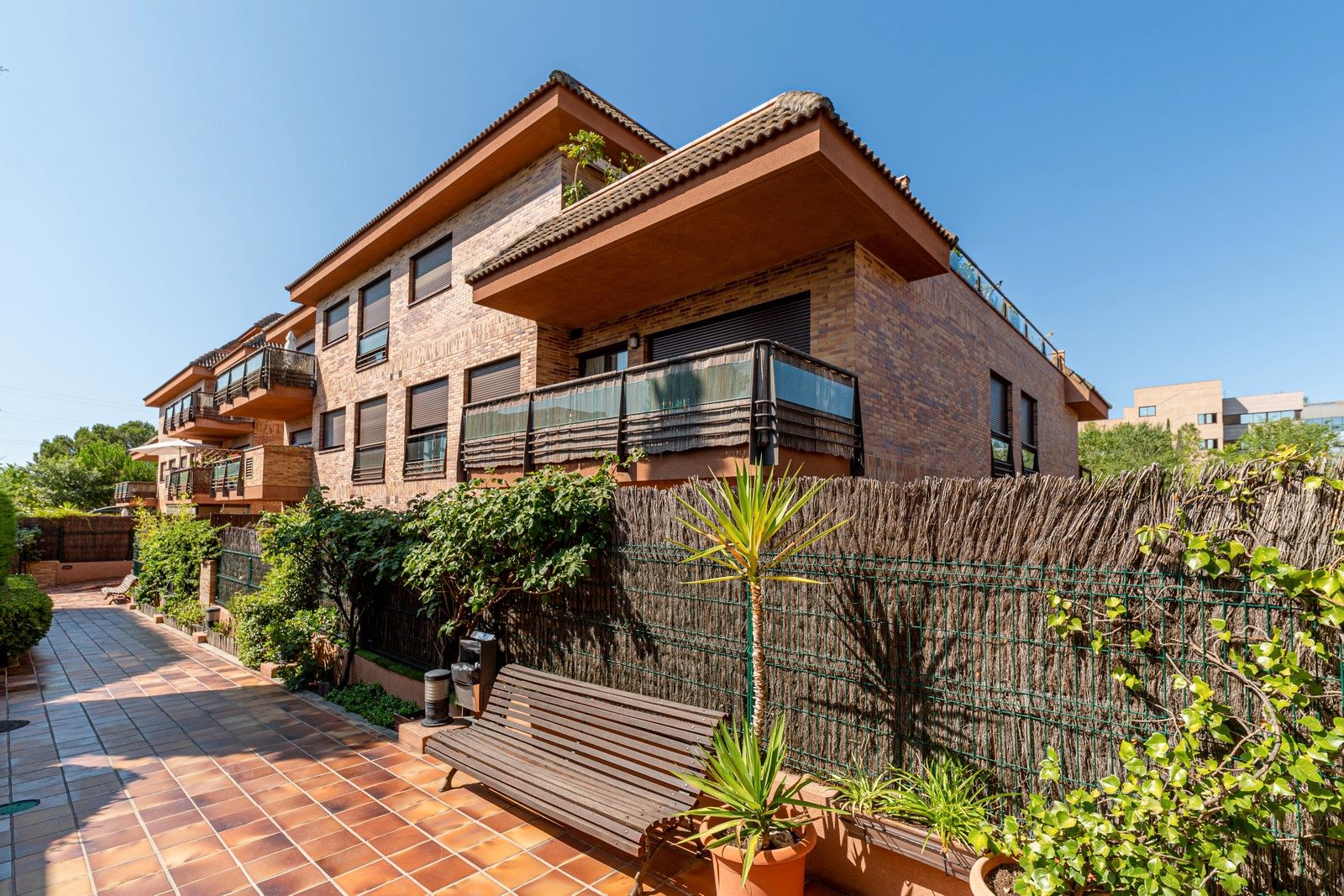 Vista exterior de Garatge en venda en Las Rozas de Madrid