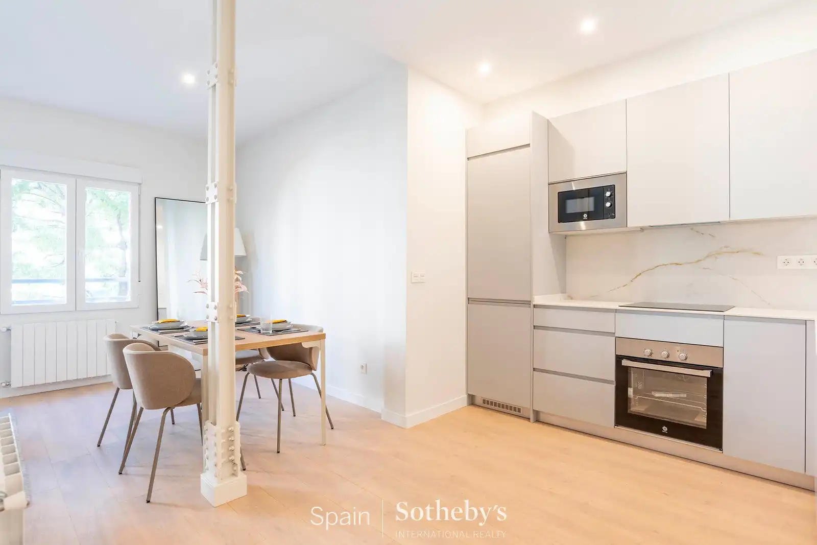 Apartment with lift for sale in Calle de Cavanilles, imagen 5