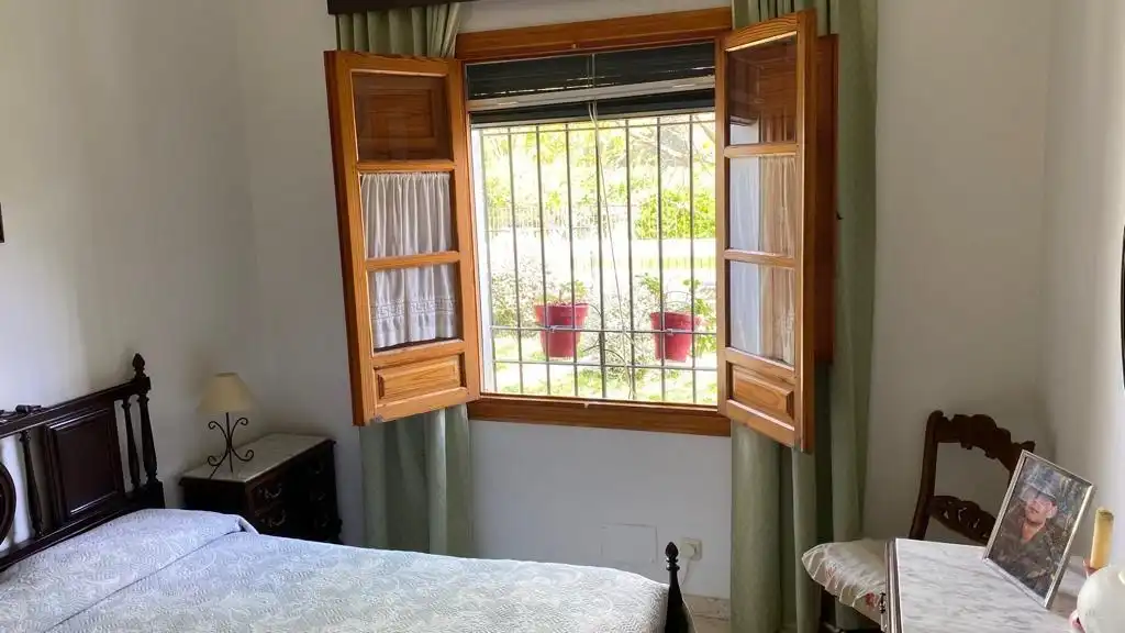 Habitación de Finca rústica en venta en Baena con Jardín privado, Terraza y Piscina