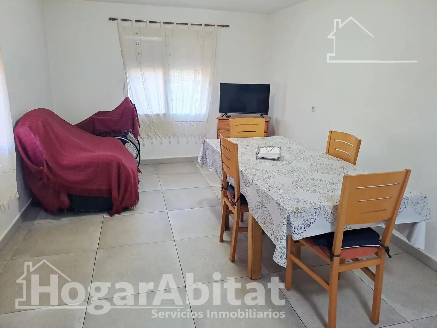 Sala d'estar de Casa o xalet en venda en L'Alcora amb Calefacció, Jardí privat i Terrassa