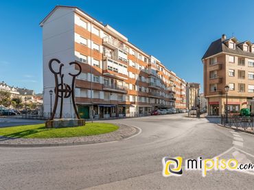 Piso con ascensor en venta en SANTANDER 24