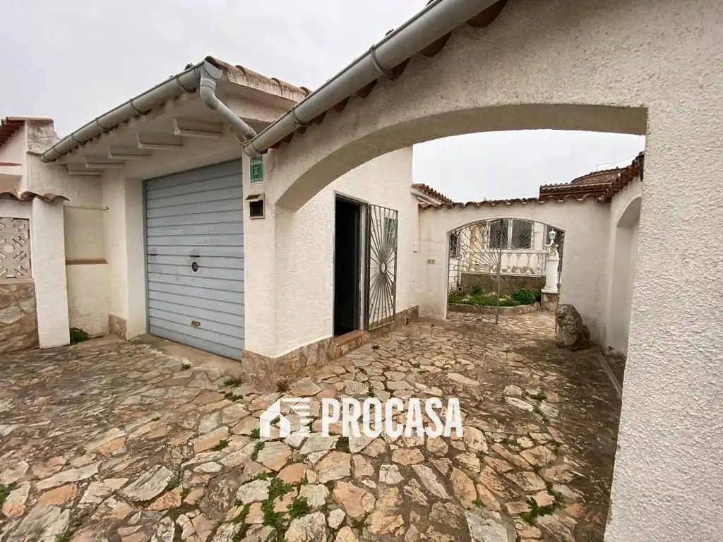 Villa con piscina in vendita a Segre, imagen 30