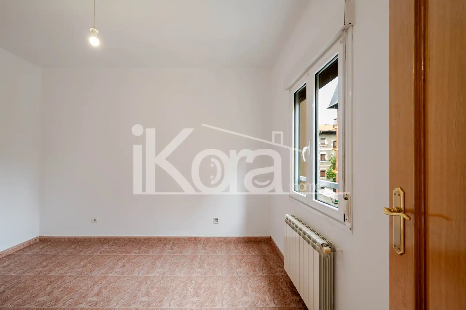 Bedroom of Flat for sale in Donostia - San Sebastián   with Heating, Storage room and Oven