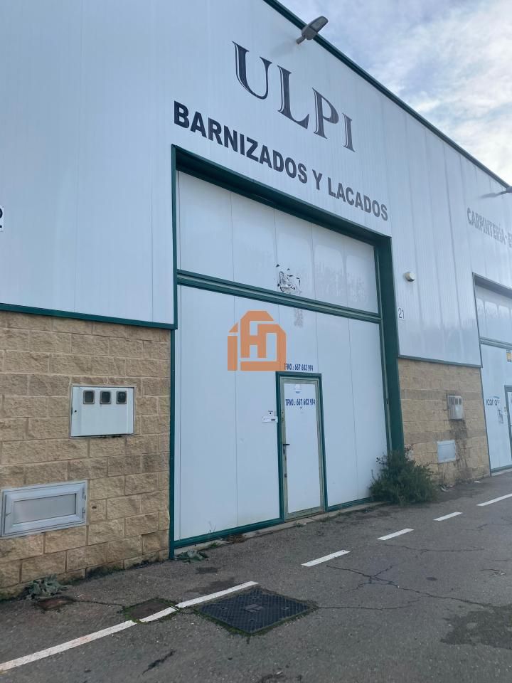 Exterior view of Industrial buildings to rent in León Capital 