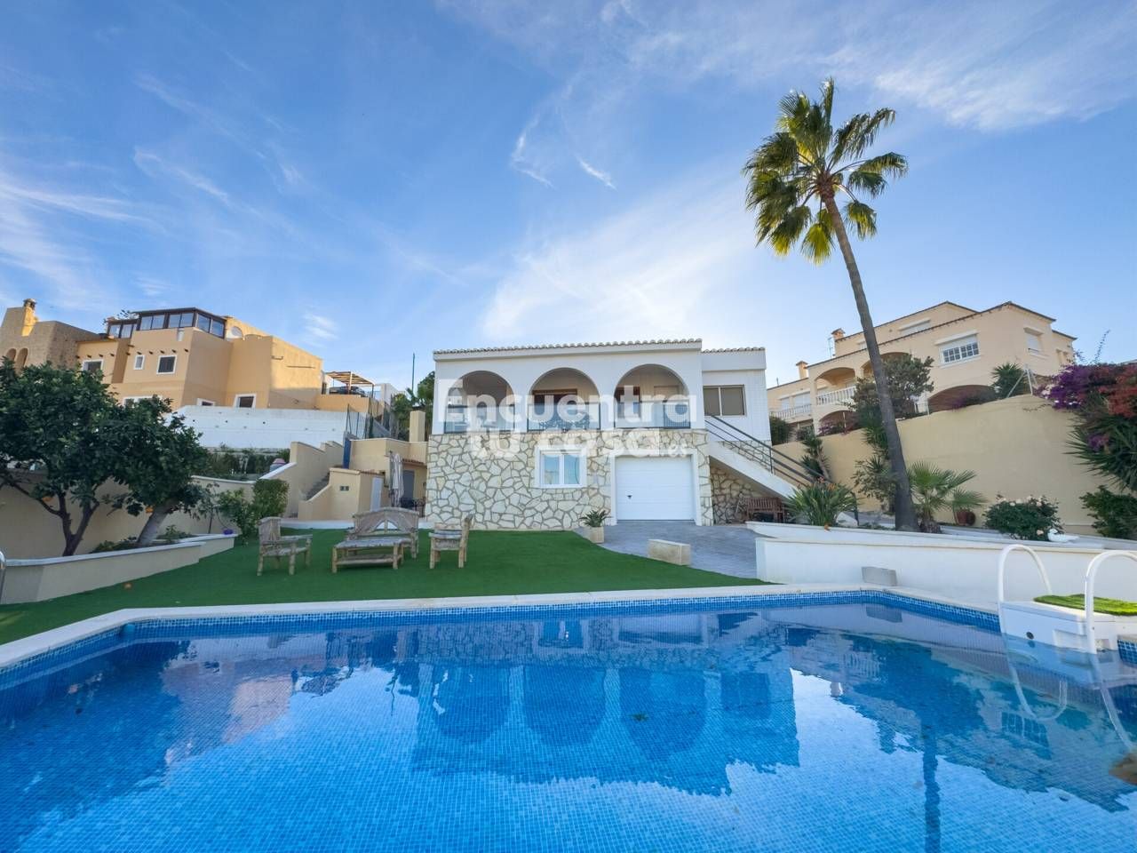 Vista exterior de Casa o chalet en venta en Alicante / Alacant con Aire acondicionado, Calefacción y Jardín privado