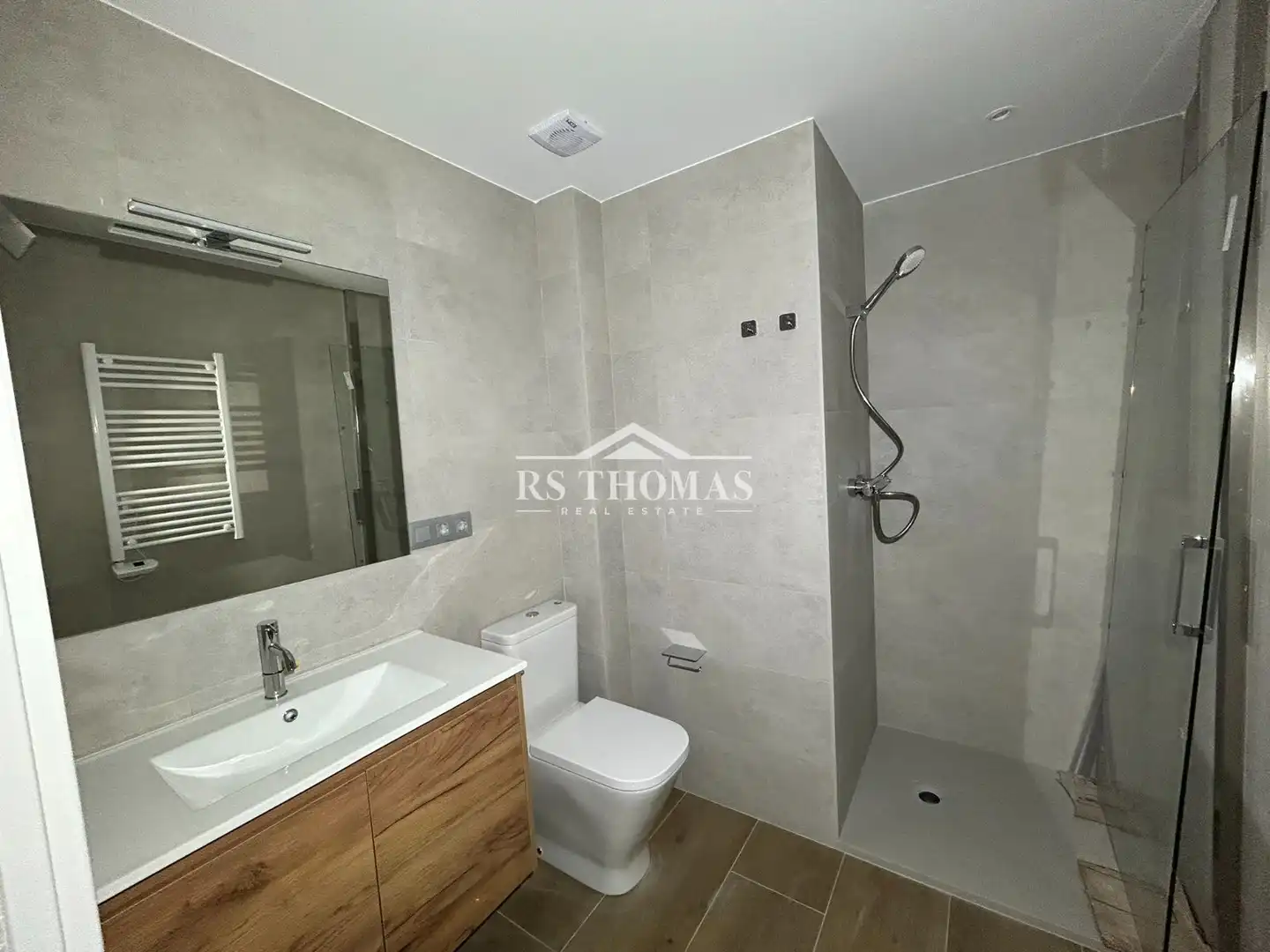 Flat with lift to rent in Avinguda de les Escoles, imagen 30