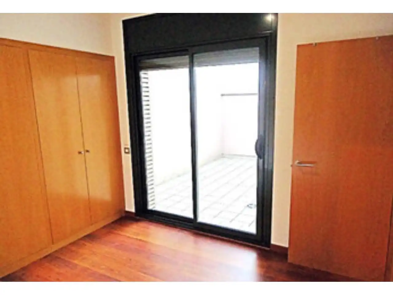 Flat for rent in Terrassa  with Air Conditioner, Parquet flooring and Terrace