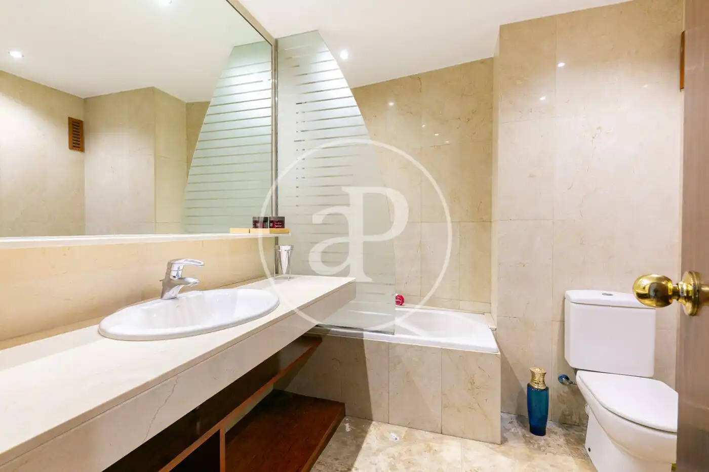 Appartamento con ascensore in affitto a Eixample, imagen 28