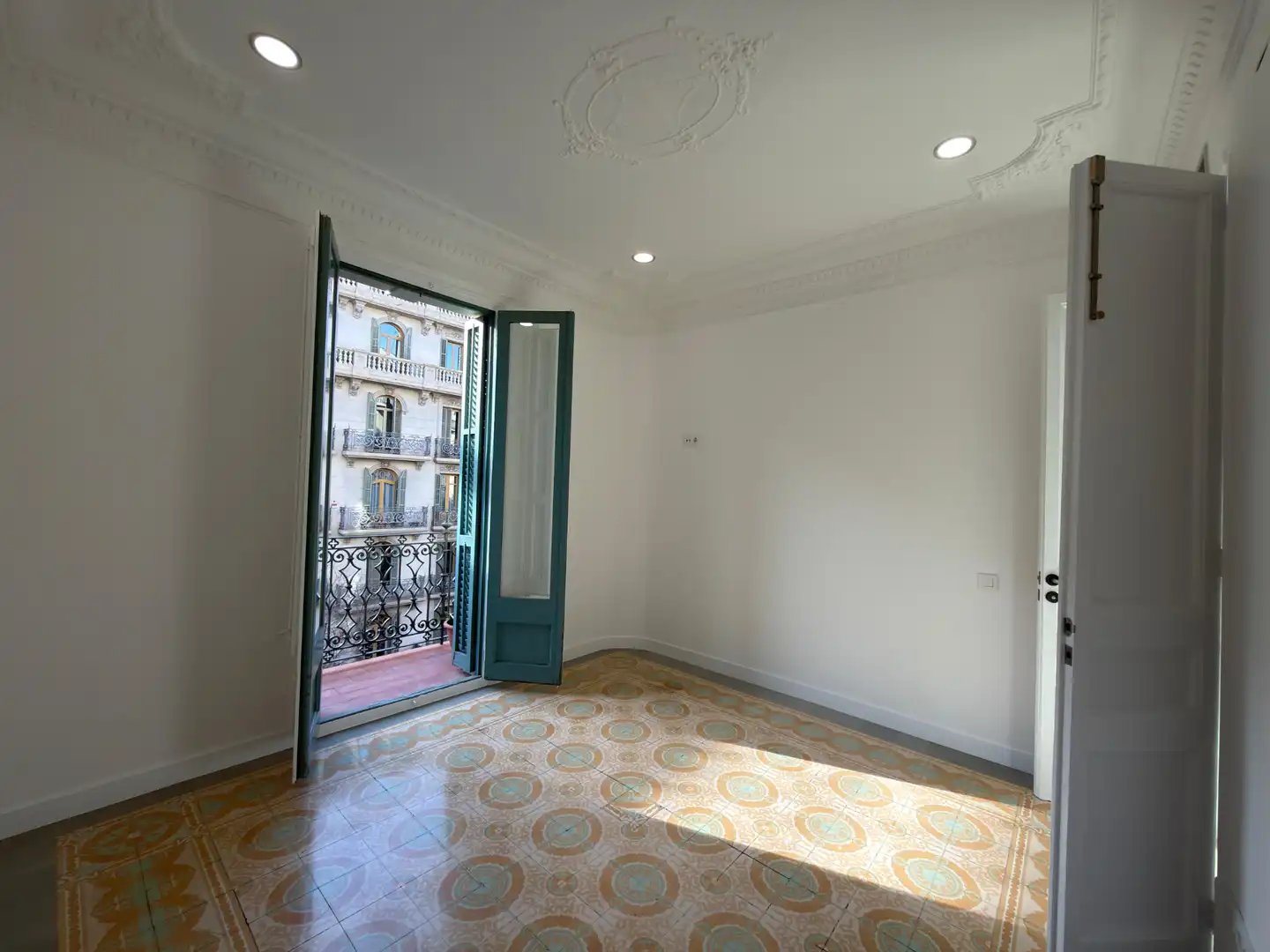 Habitación de Piso en venta en Barcelona con Aire acondicionado, Calefacción y Trastero