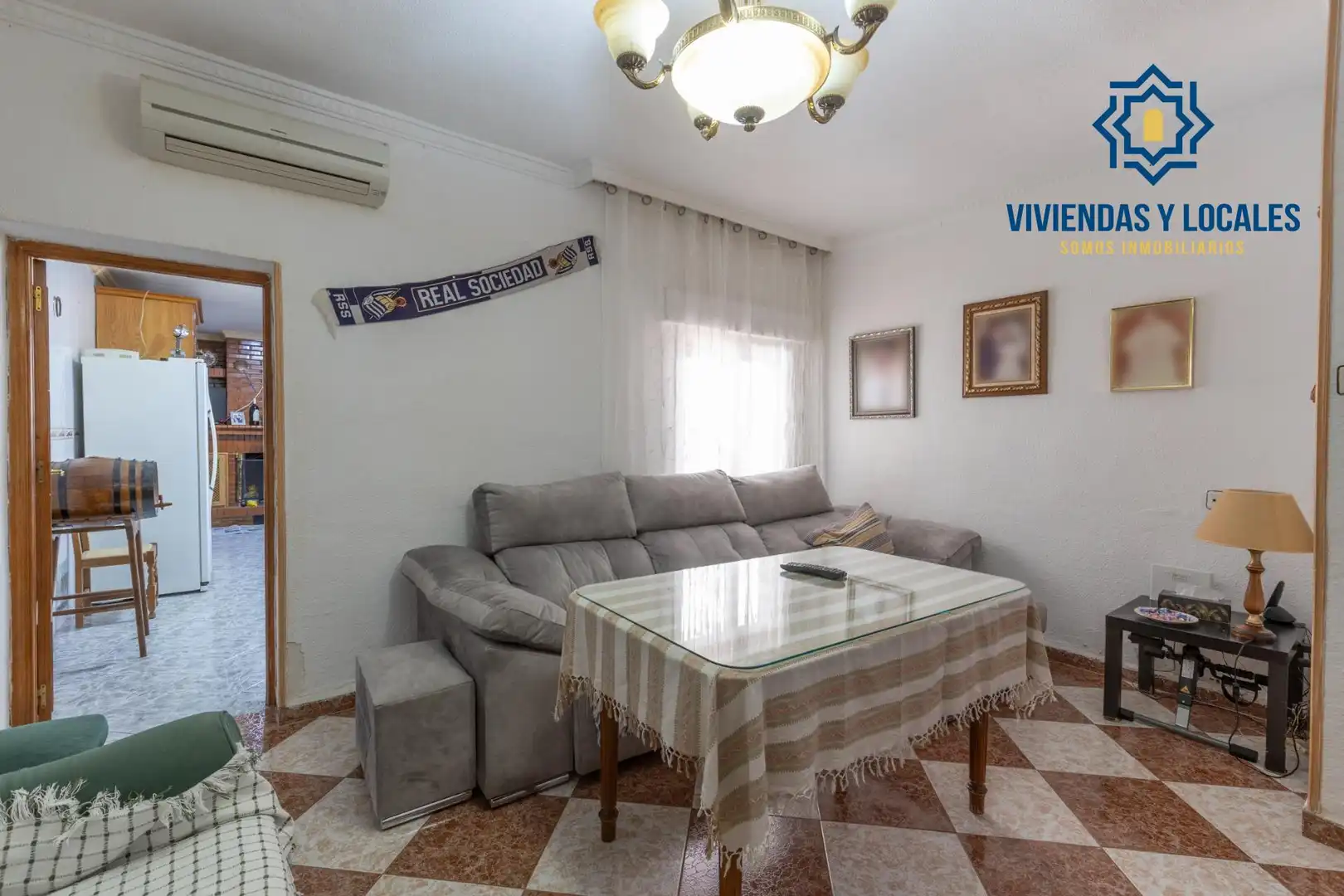 Sala d'estar de Casa o xalet en venda en La Zubia amb Terrassa