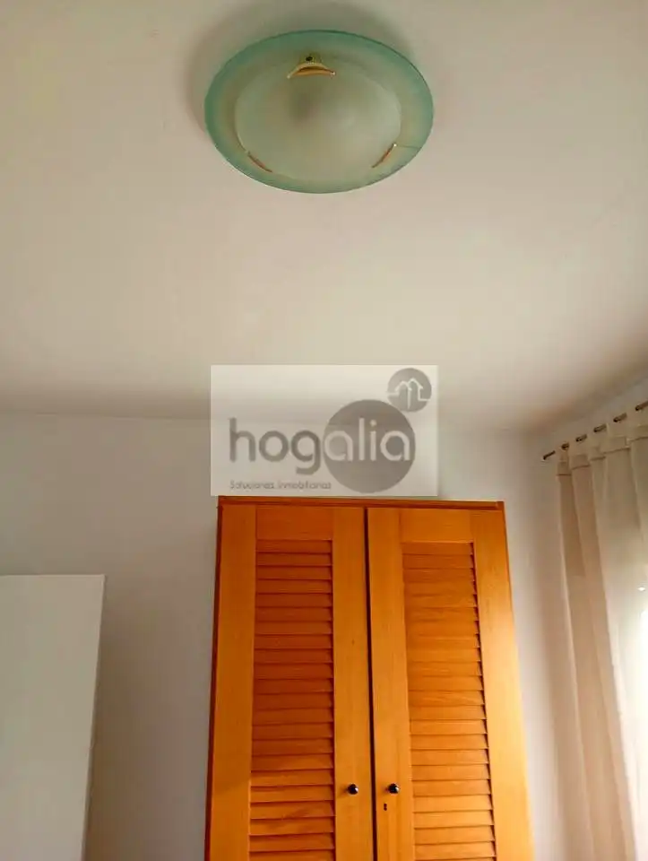 Habitación de Piso de alquiler en Sevilla con Terraza y Amueblado